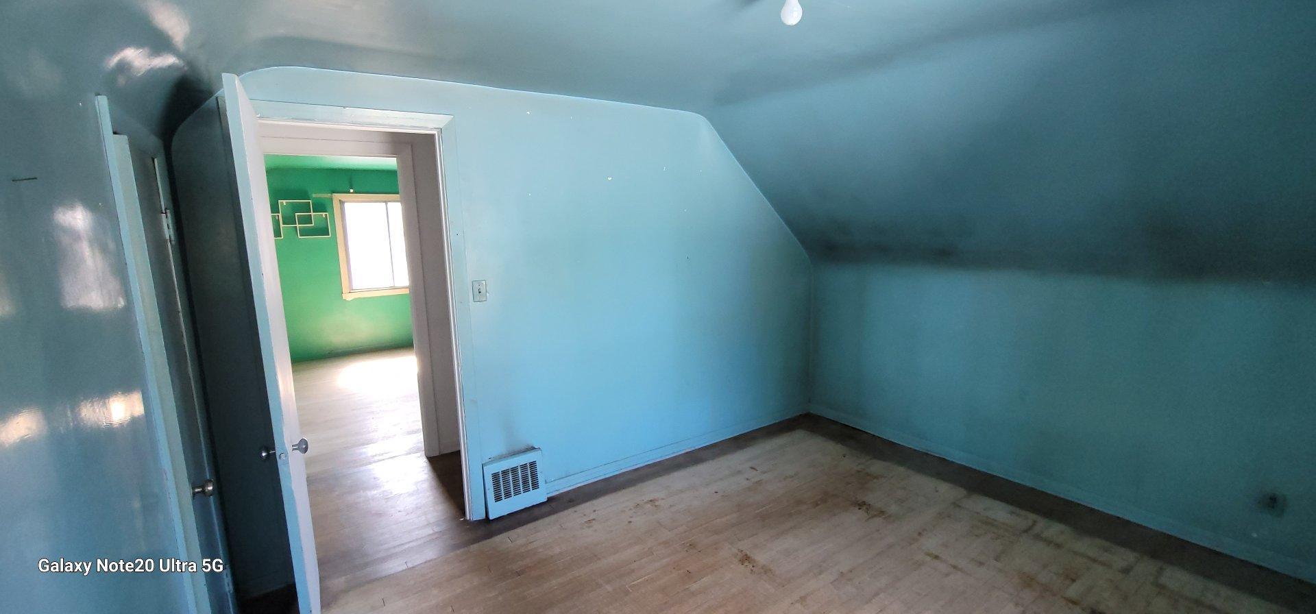 









7421


20e Avenue

,
Montréal (Villeray/Saint-Michel/Parc-Extension),




QC
H2A2K7

