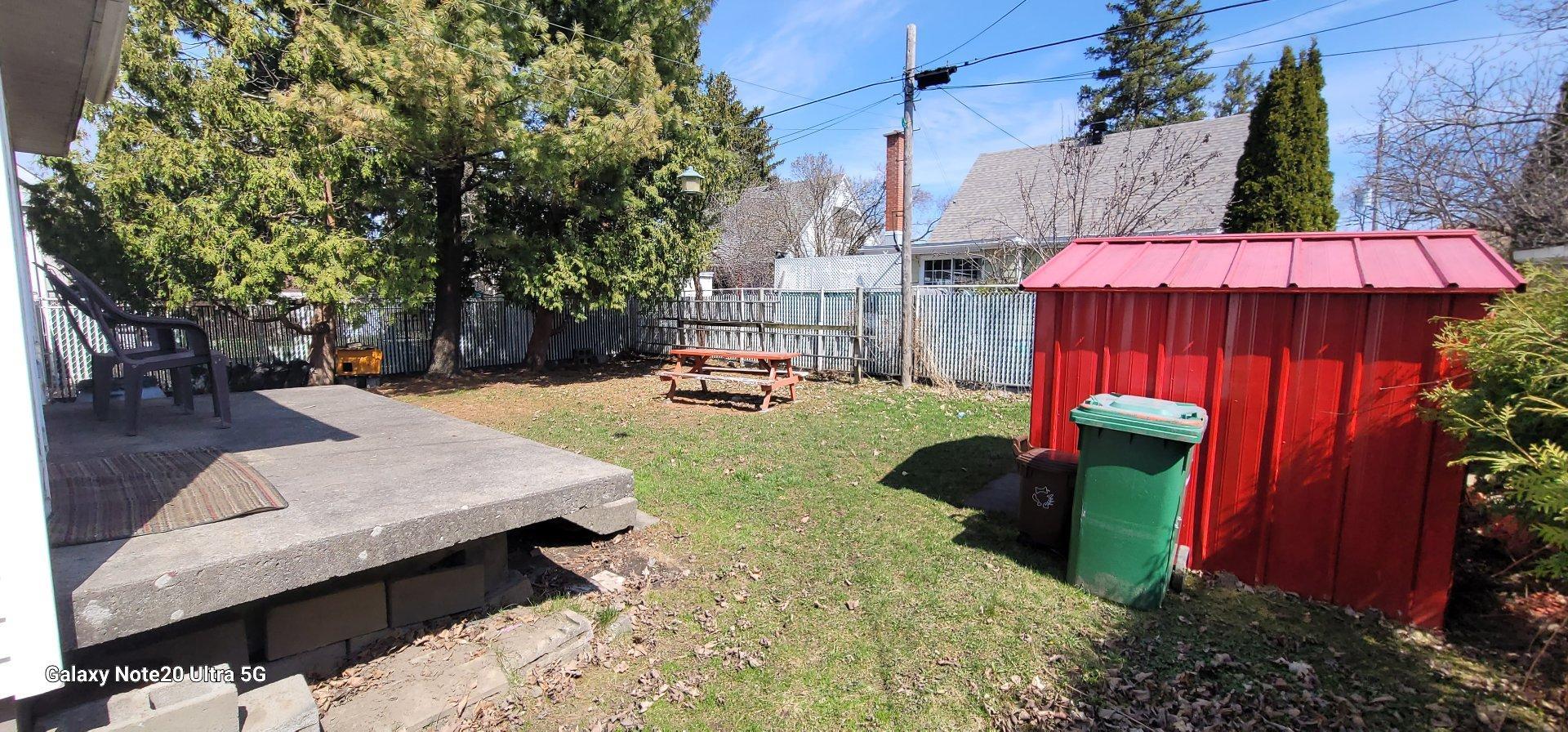 









7421


20e Avenue

,
Montréal (Villeray/Saint-Michel/Parc-Extension),




QC
H2A2K7

