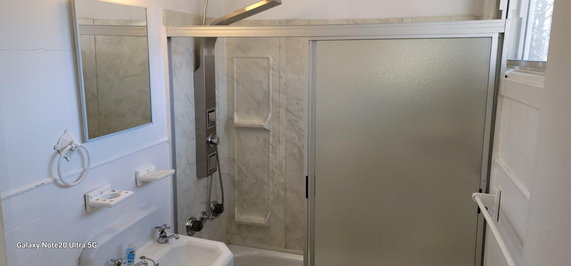 









7421


20e Avenue

,
Montréal (Villeray/Saint-Michel/Parc-Extension),




QC
H2A2K7

