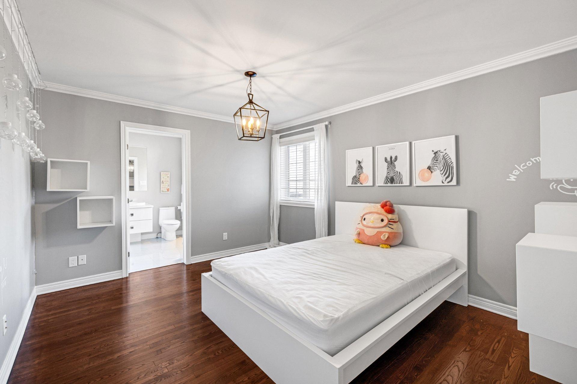 









451


Boul. de Fontainebleau

,
Blainville,




QC
J7B1W7

