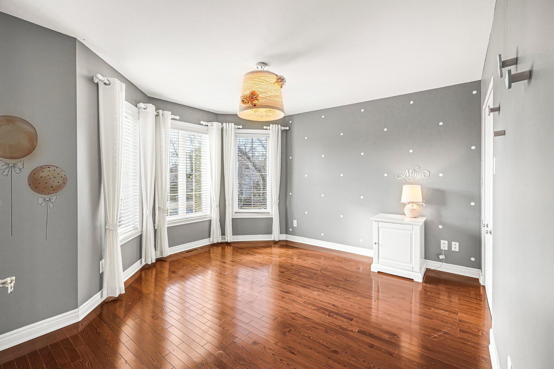 









451


Boul. de Fontainebleau

,
Blainville,




QC
J7B1W7

