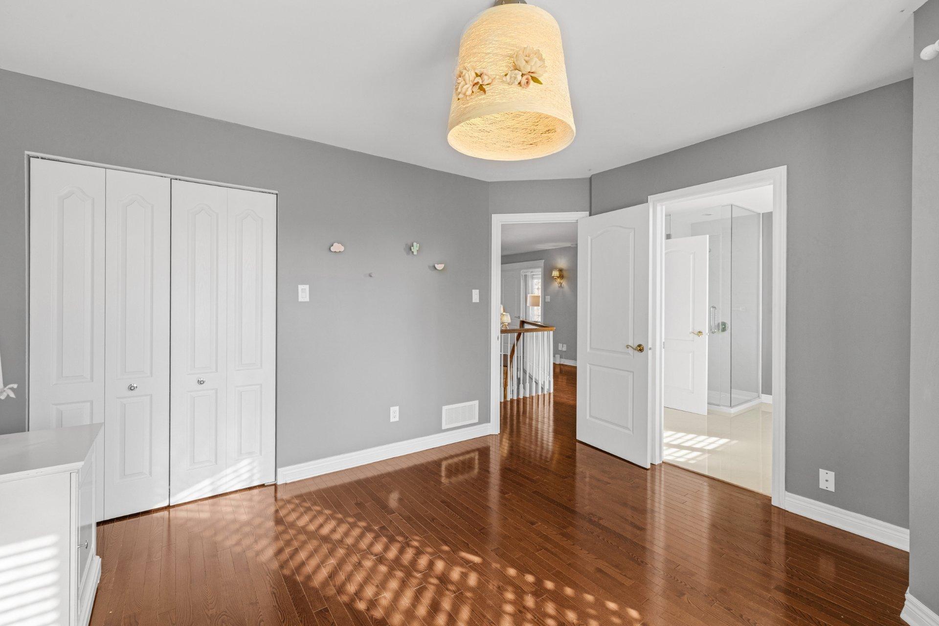 









451


Boul. de Fontainebleau

,
Blainville,




QC
J7B1W7

