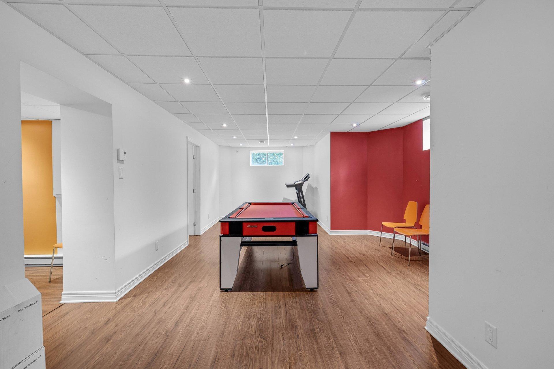 









451


Boul. de Fontainebleau

,
Blainville,




QC
J7B1W7

