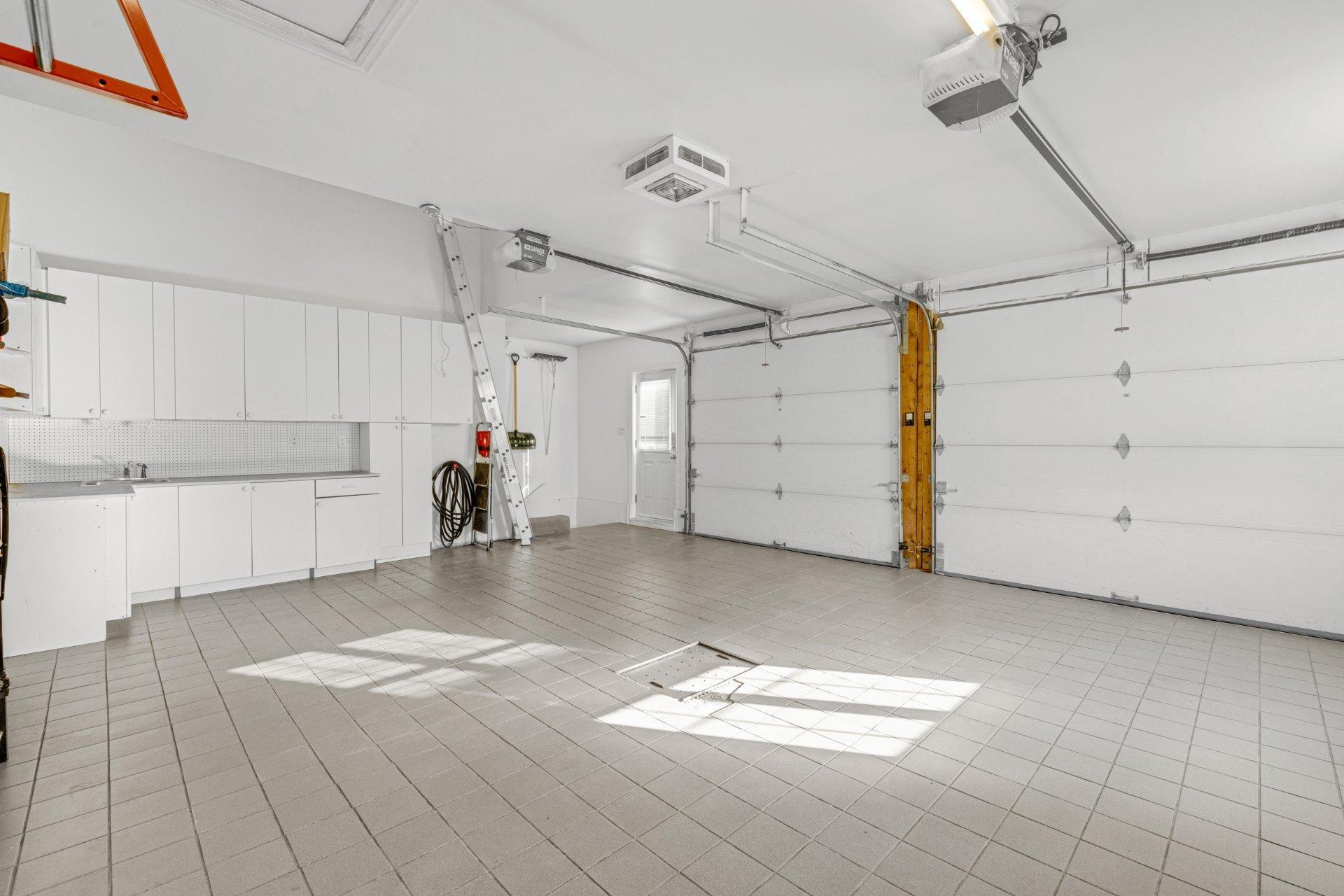 









451


Boul. de Fontainebleau

,
Blainville,




QC
J7B1W7

