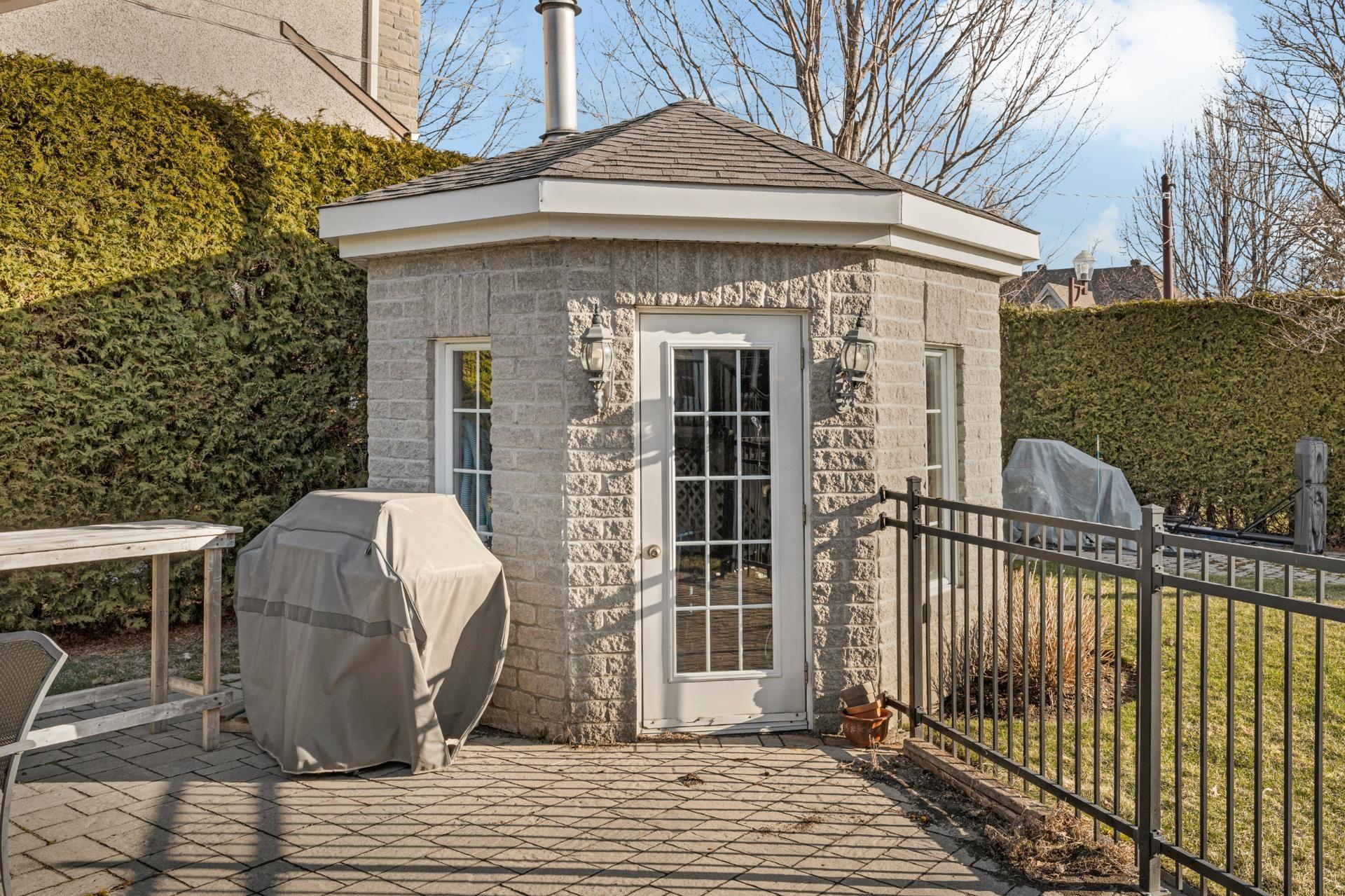 









451


Boul. de Fontainebleau

,
Blainville,




QC
J7B1W7

