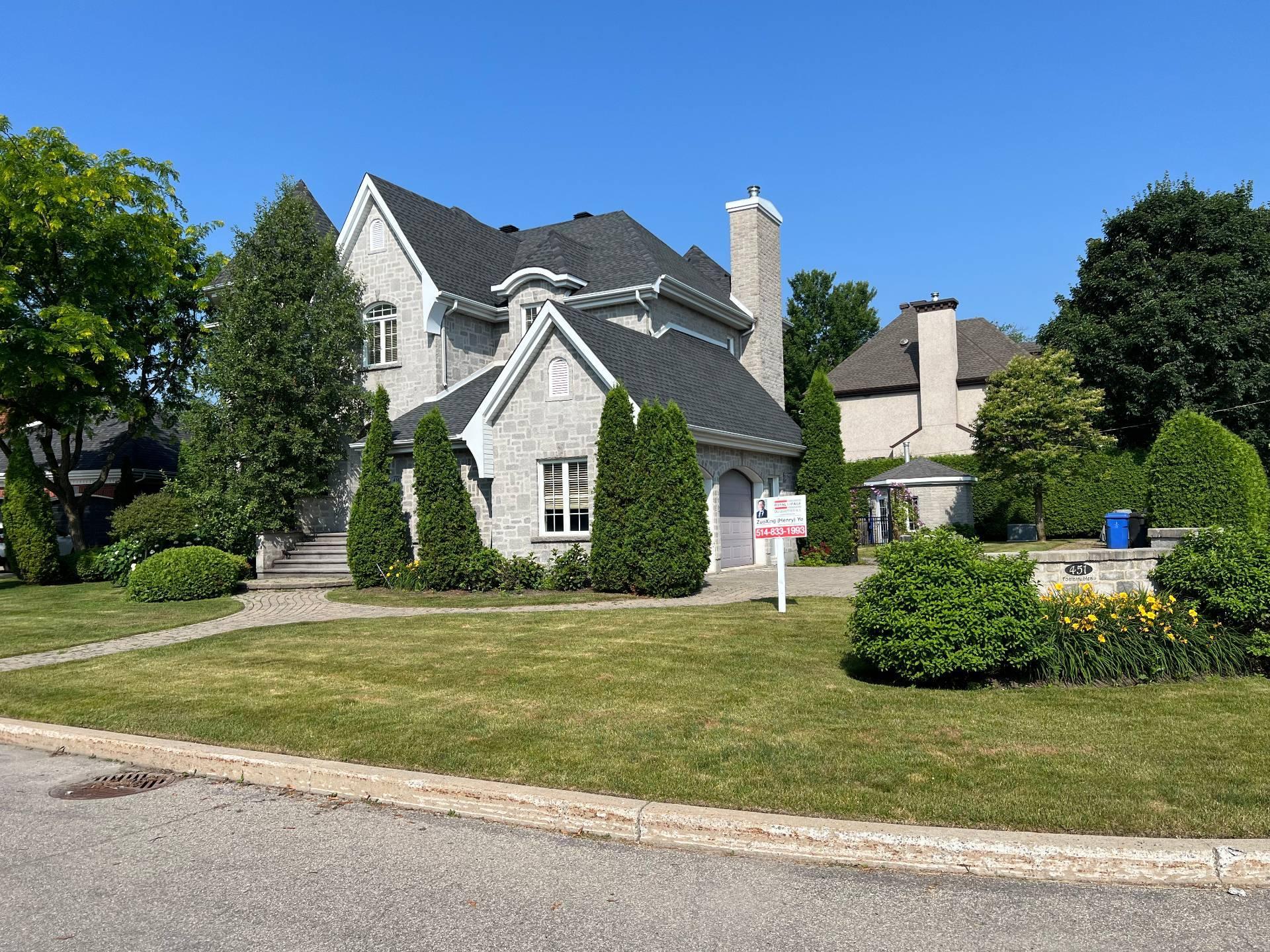 









451


Boul. de Fontainebleau

,
Blainville,




QC
J7B1W7

