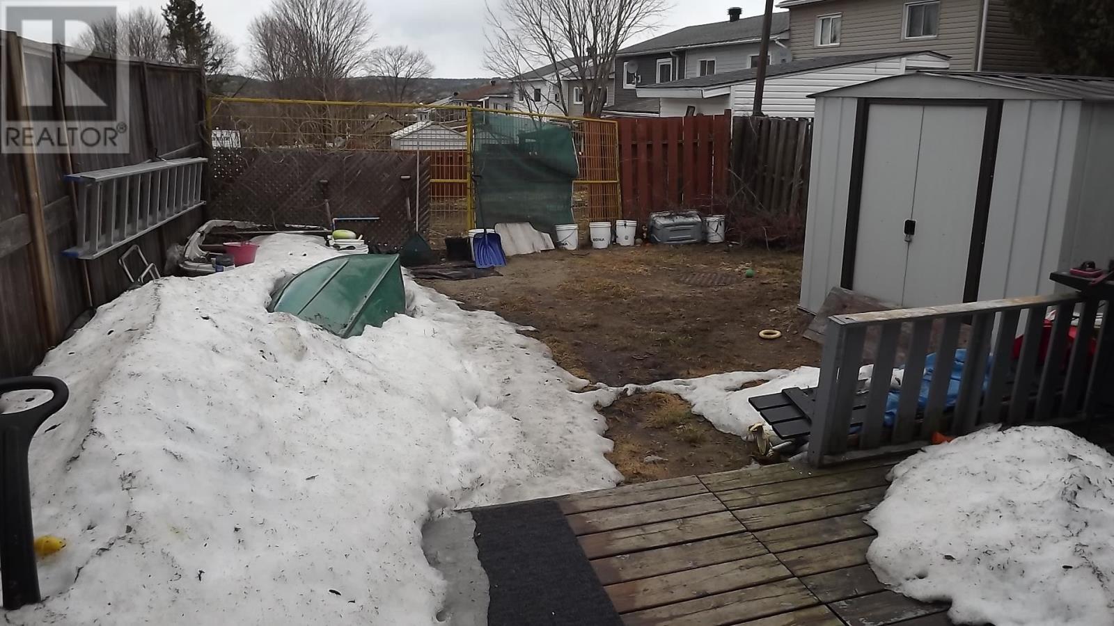 












81C Spruce AVE

,
Elliot Lake,




Ontario
P5A2C1

