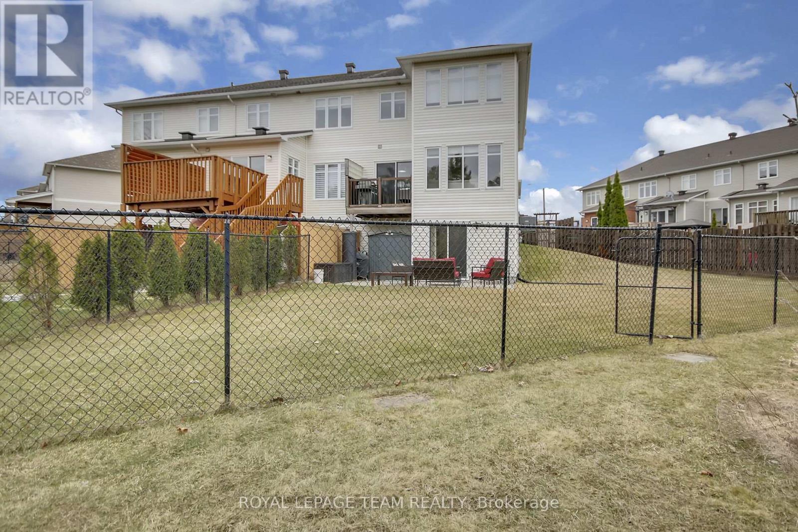 












2136 BERGAMOT CIRCLE

,
Ottawa,




Ontario
K4A4R4

