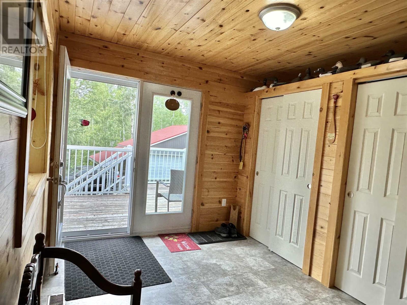 












837 Stanrock RD

,
Elliot Lake,




Ontario
P5A2S9

