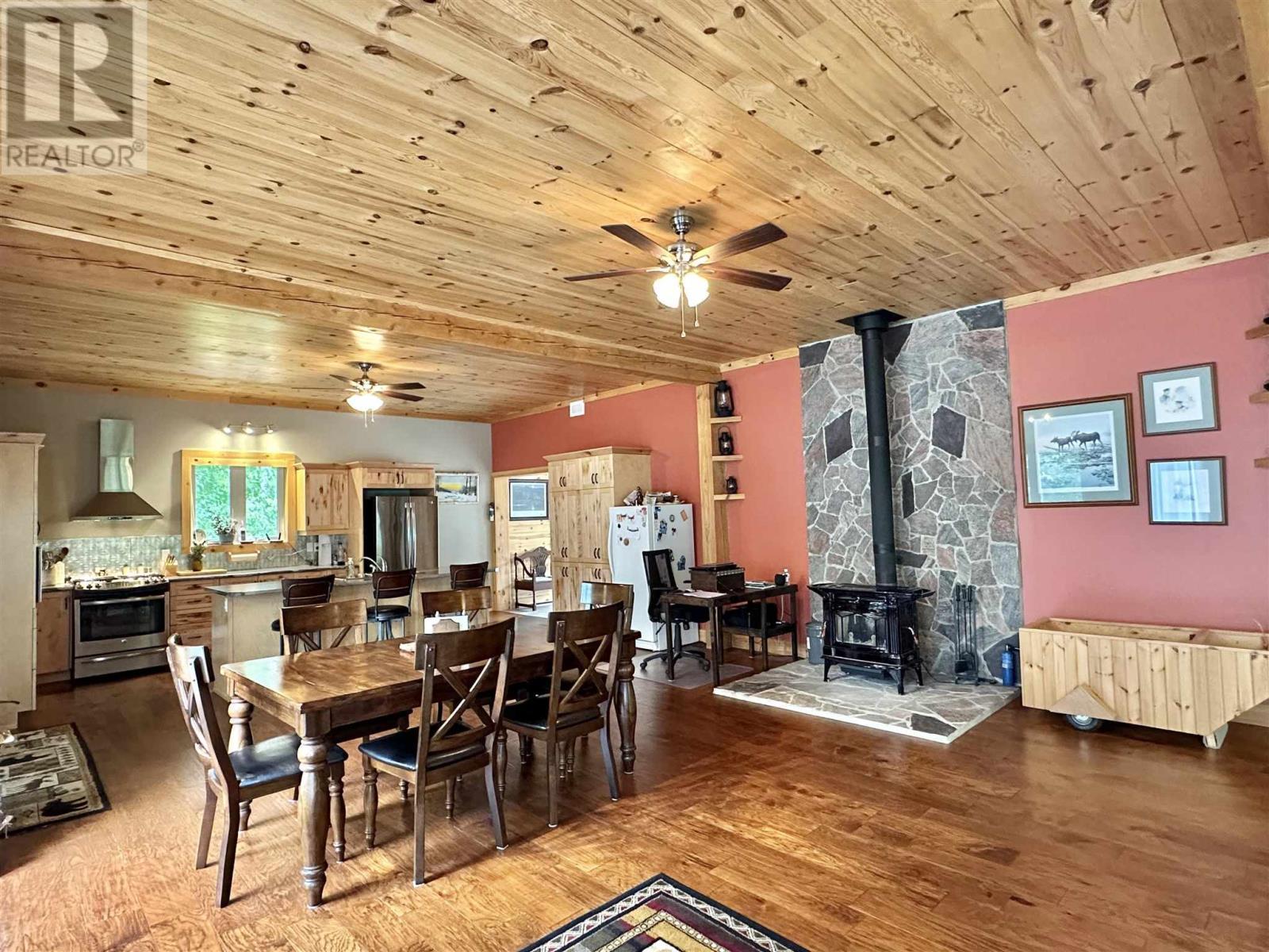 












837 Stanrock RD

,
Elliot Lake,




Ontario
P5A2S9

