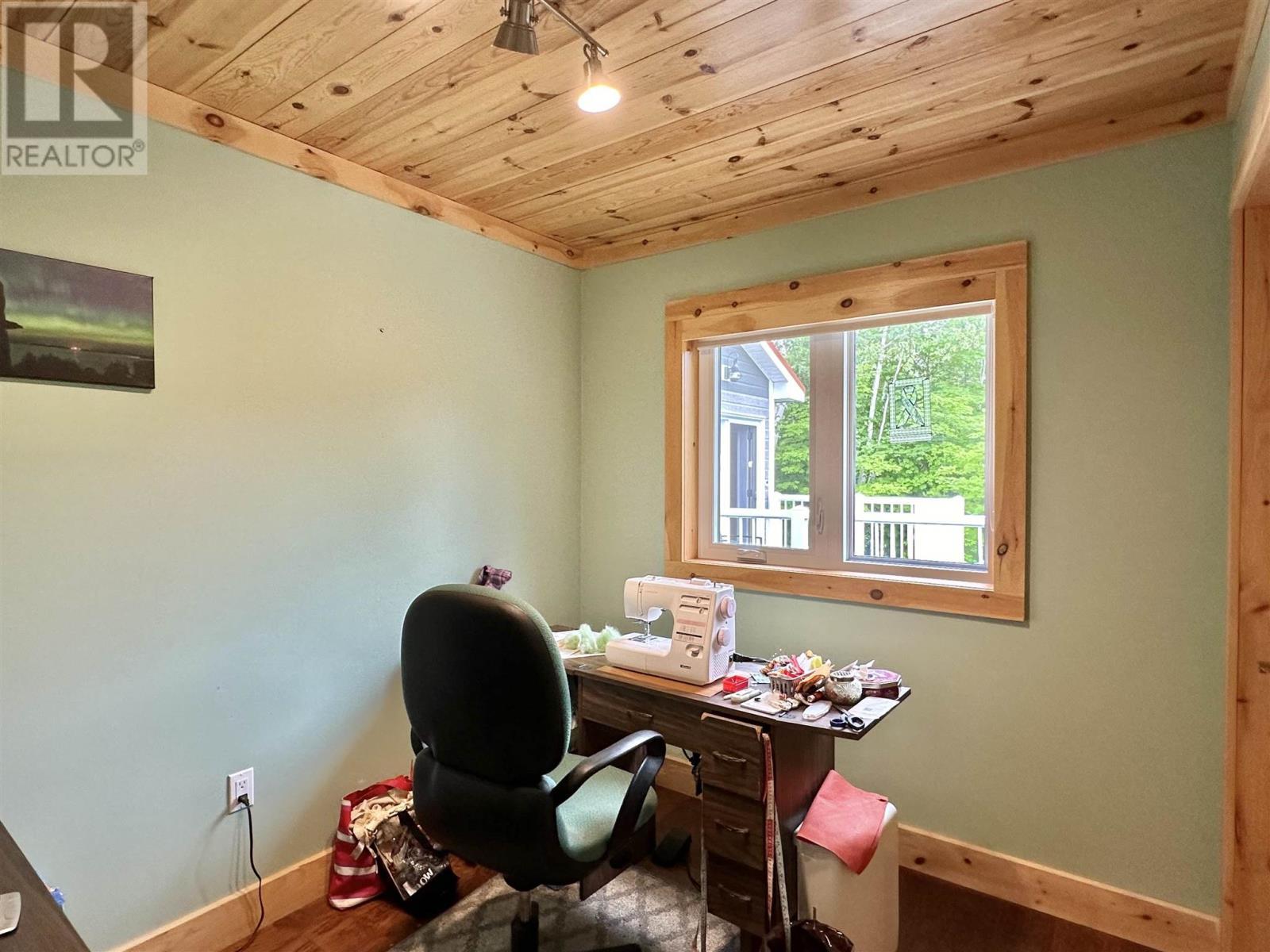 












837 Stanrock RD

,
Elliot Lake,




Ontario
P5A2S9

