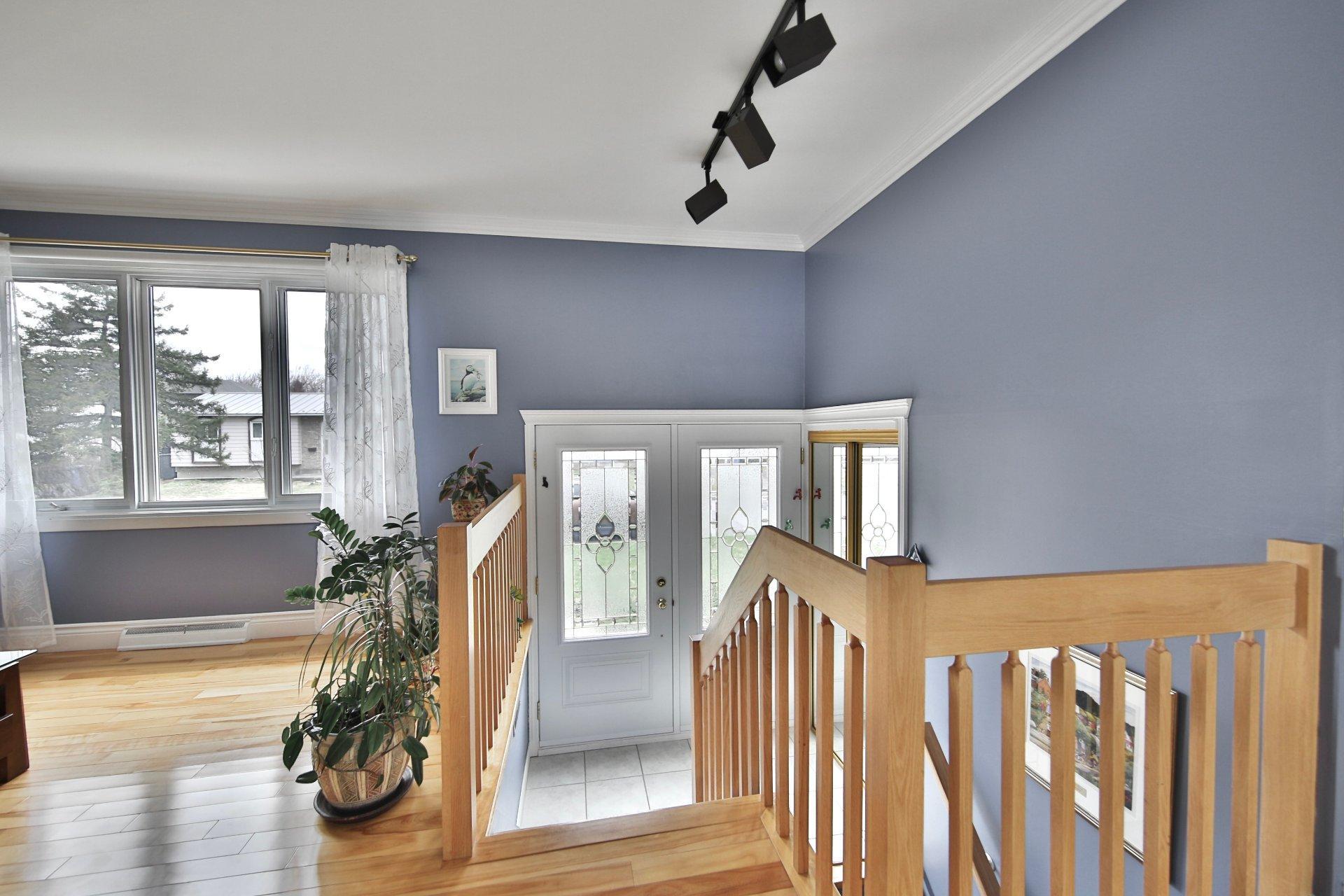 









1085


Rue Potvin

,
Beloeil,




QC
J3G3S6

