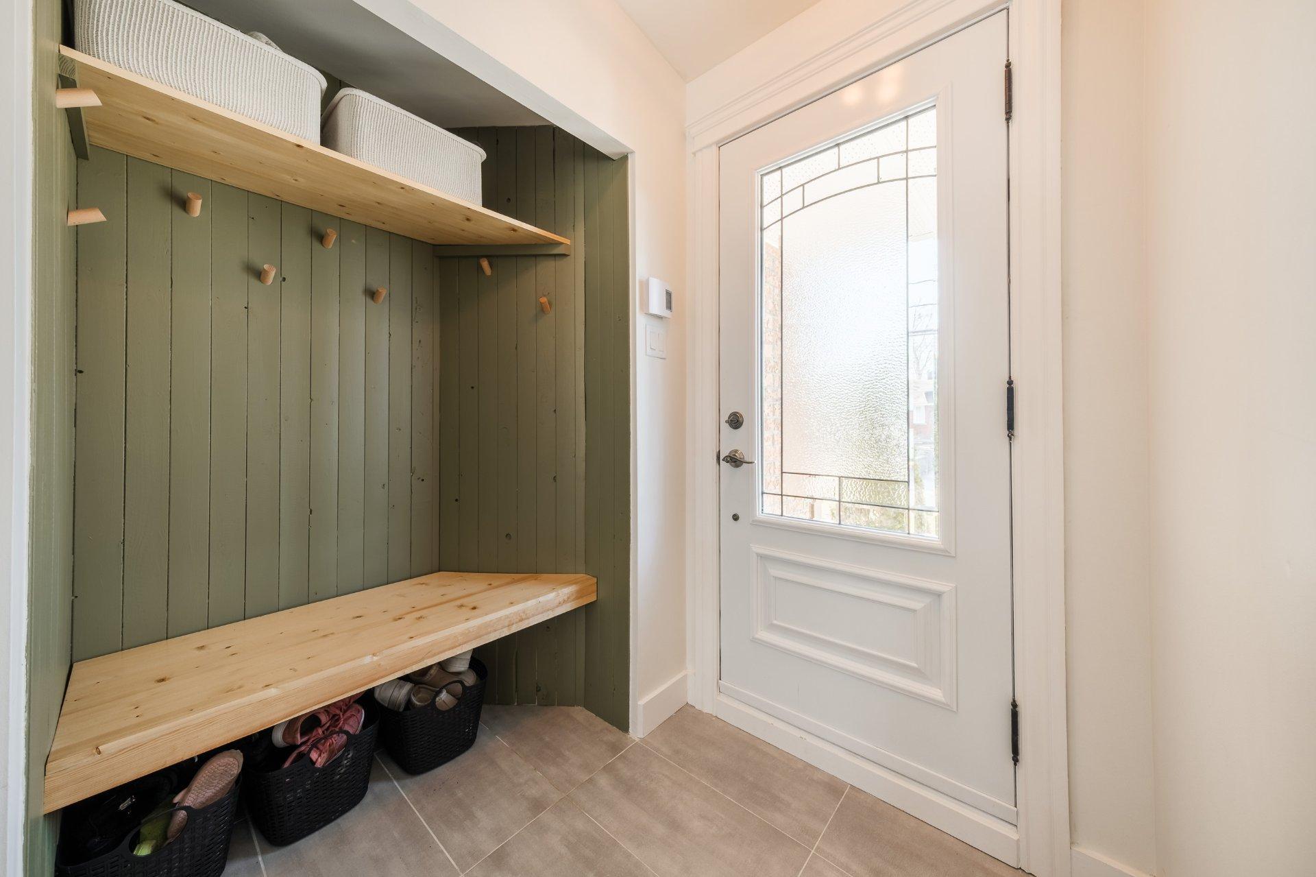 









337


Rue du Prince-Edward

,
Otterburn Park,




QC
J3H1W1

