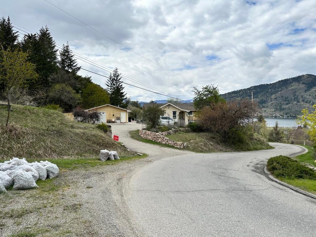 









7848


Okanagan Landing Bench

Road,
Vernon,







BC
V1H 1H3

