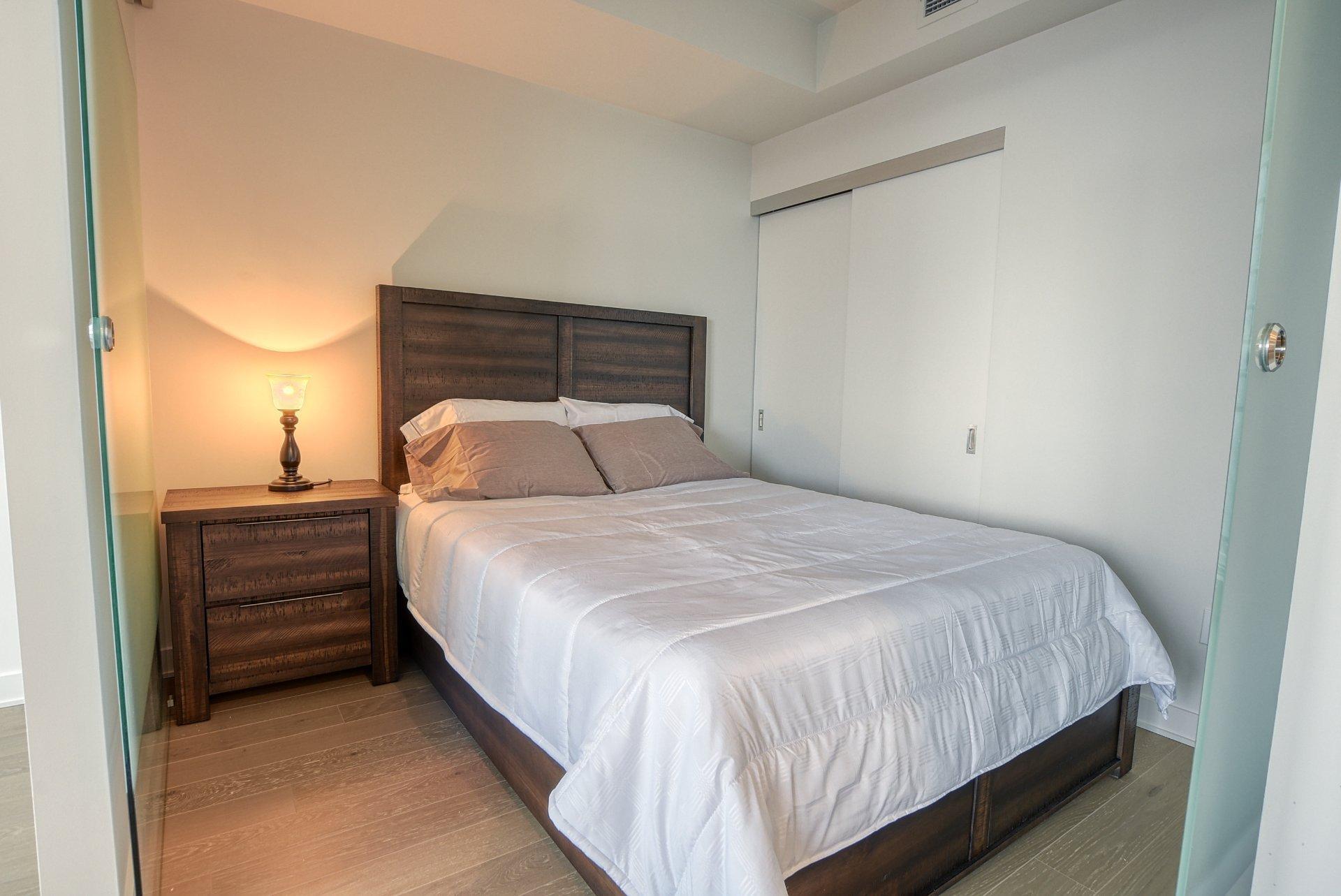









1188


Rue St-Antoine O.

, 2605,
Montréal (Ville-Marie),




QC
H3C1B4

