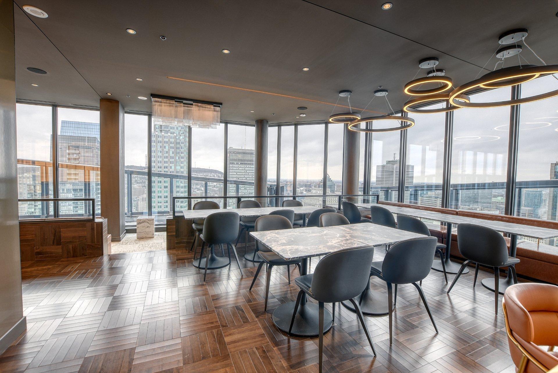 









1188


Rue St-Antoine O.

, 2605,
Montréal (Ville-Marie),




QC
H3C1B4

