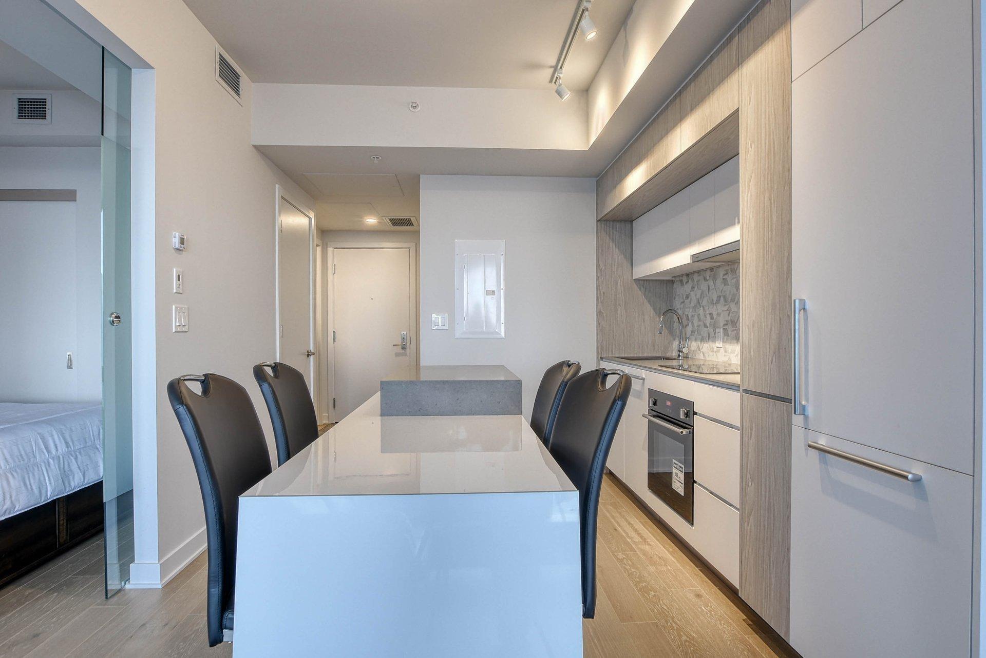 









1188


Rue St-Antoine O.

, 2605,
Montréal (Ville-Marie),




QC
H3C1B4

