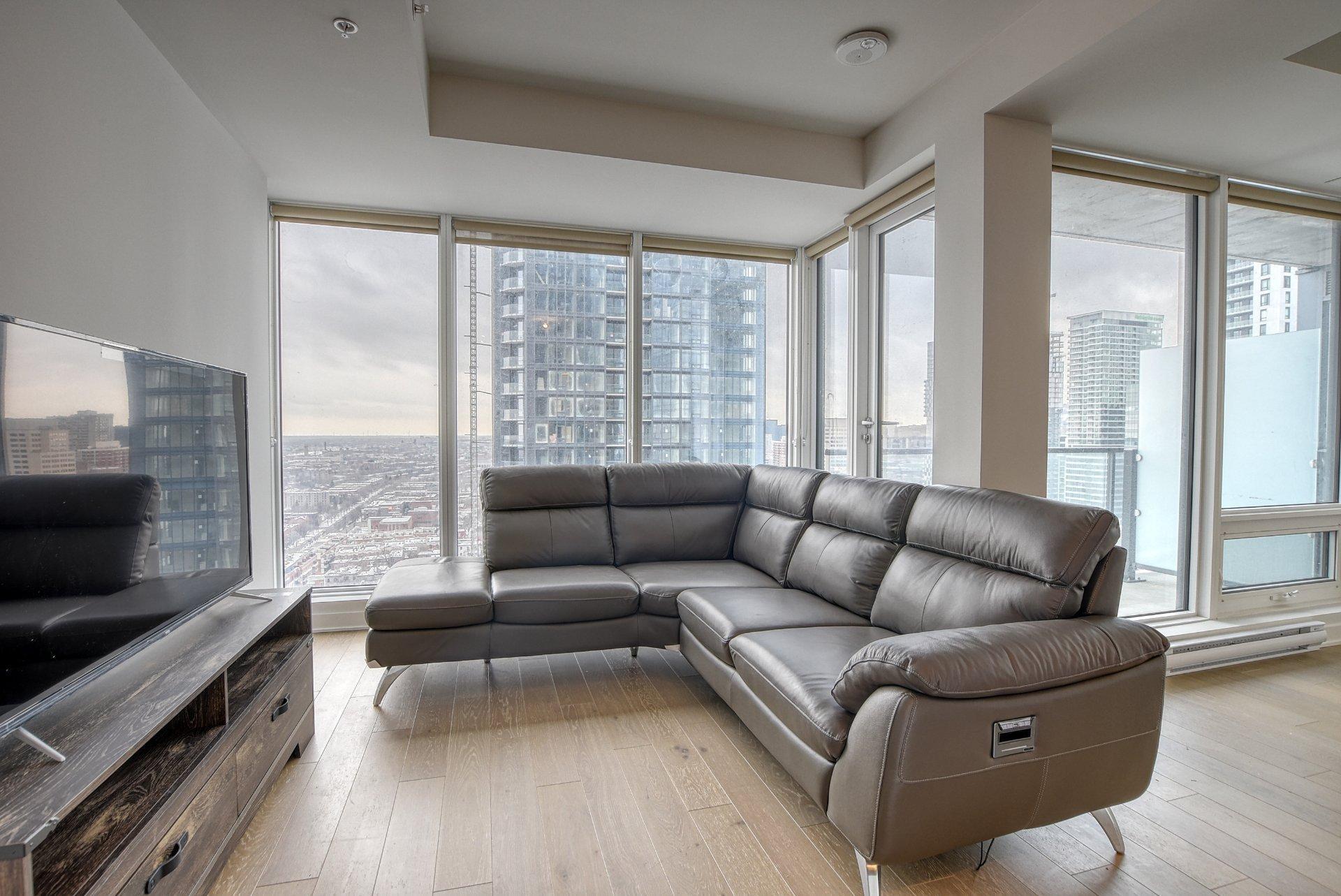 









1188


Rue St-Antoine O.

, 2605,
Montréal (Ville-Marie),




QC
H3C1B4

