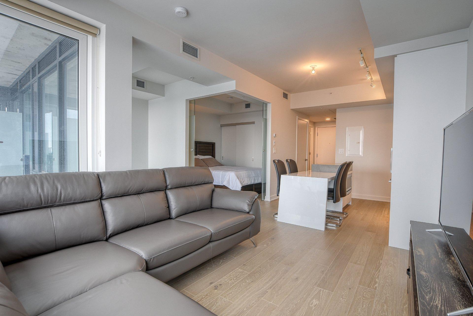 









1188


Rue St-Antoine O.

, 2605,
Montréal (Ville-Marie),




QC
H3C1B4

