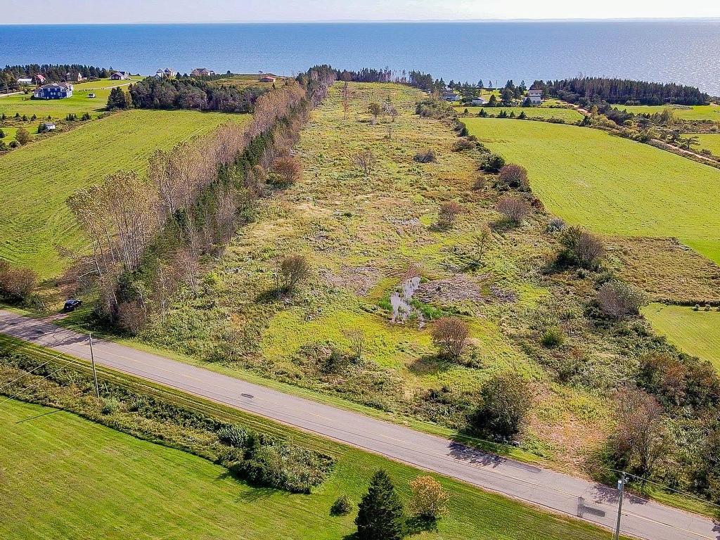 












Acreage Route # 19

,
Canoe Cove,







PE
C0A 1H7

