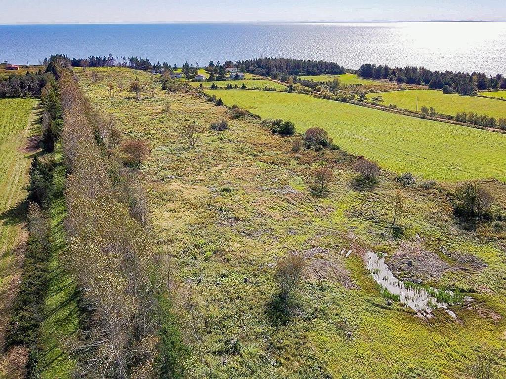 












Acreage Route # 19

,
Canoe Cove,







PE
C0A 1H7

