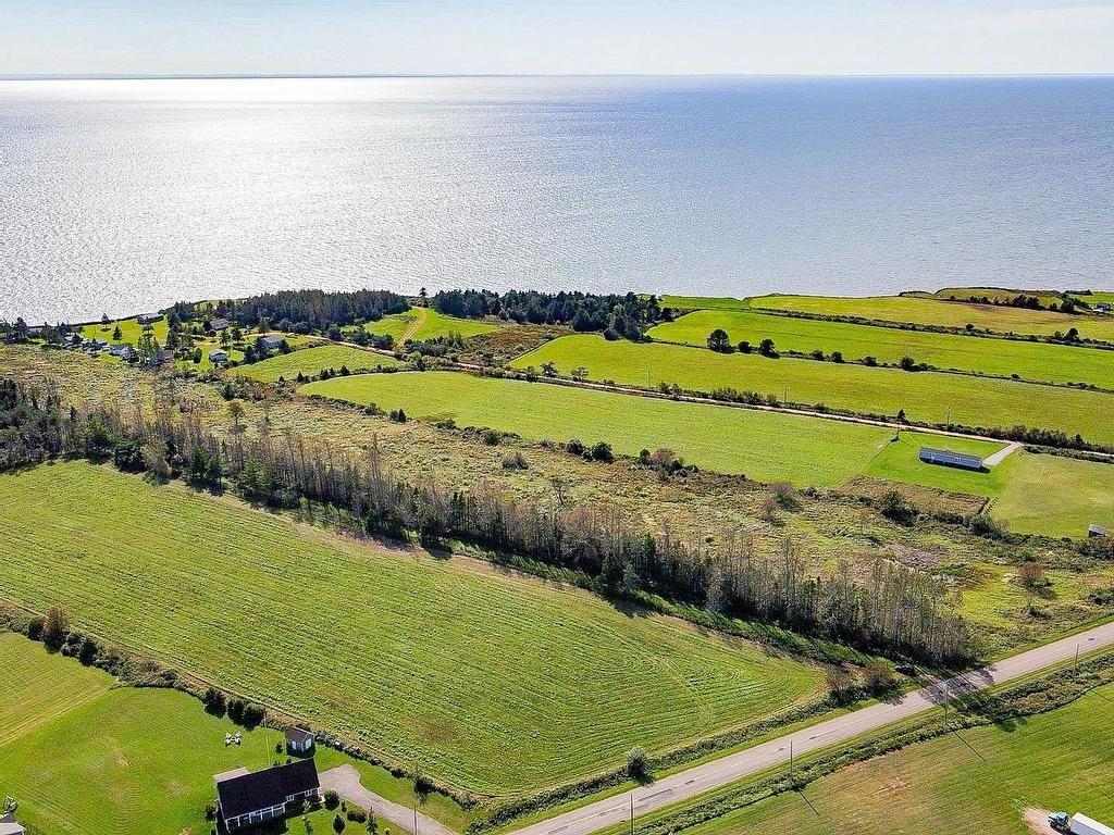 












Acreage Route # 19

,
Canoe Cove,







PE
C0A 1H7

