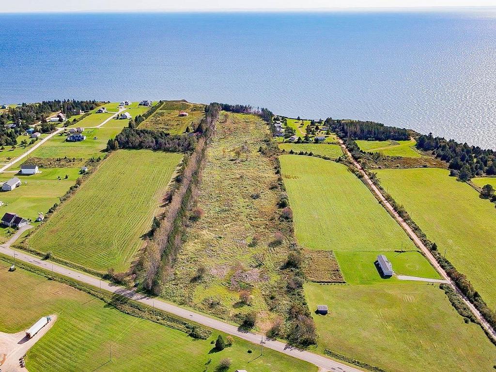 












Acreage Route # 19

,
Canoe Cove,







PE
C0A 1H7

