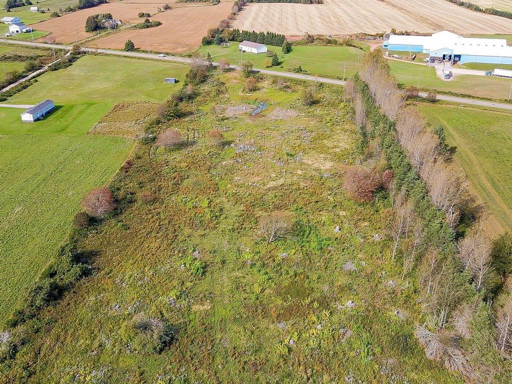 












Acreage Route # 19

,
Canoe Cove,







PE
C0A 1H7


