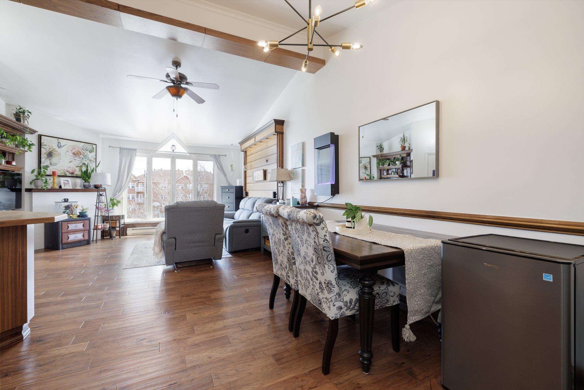 









14595


Rue Sherbrooke E.

, 302,
Montréal (Rivière-des-Prairies/Pointe-aux-Trembles),




QC
H1A5N8

