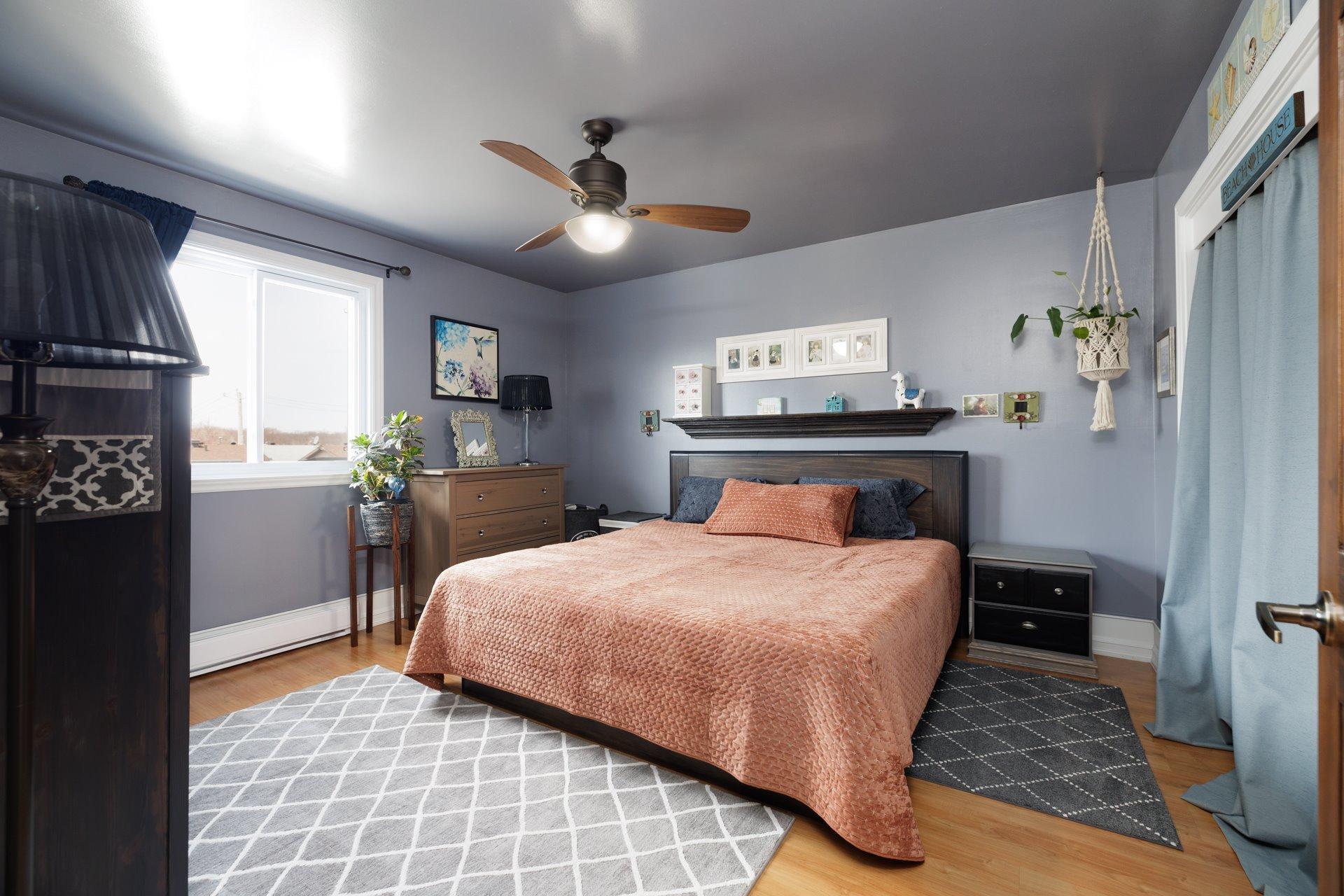 









14595


Rue Sherbrooke E.

, 302,
Montréal (Rivière-des-Prairies/Pointe-aux-Trembles),




QC
H1A5N8

