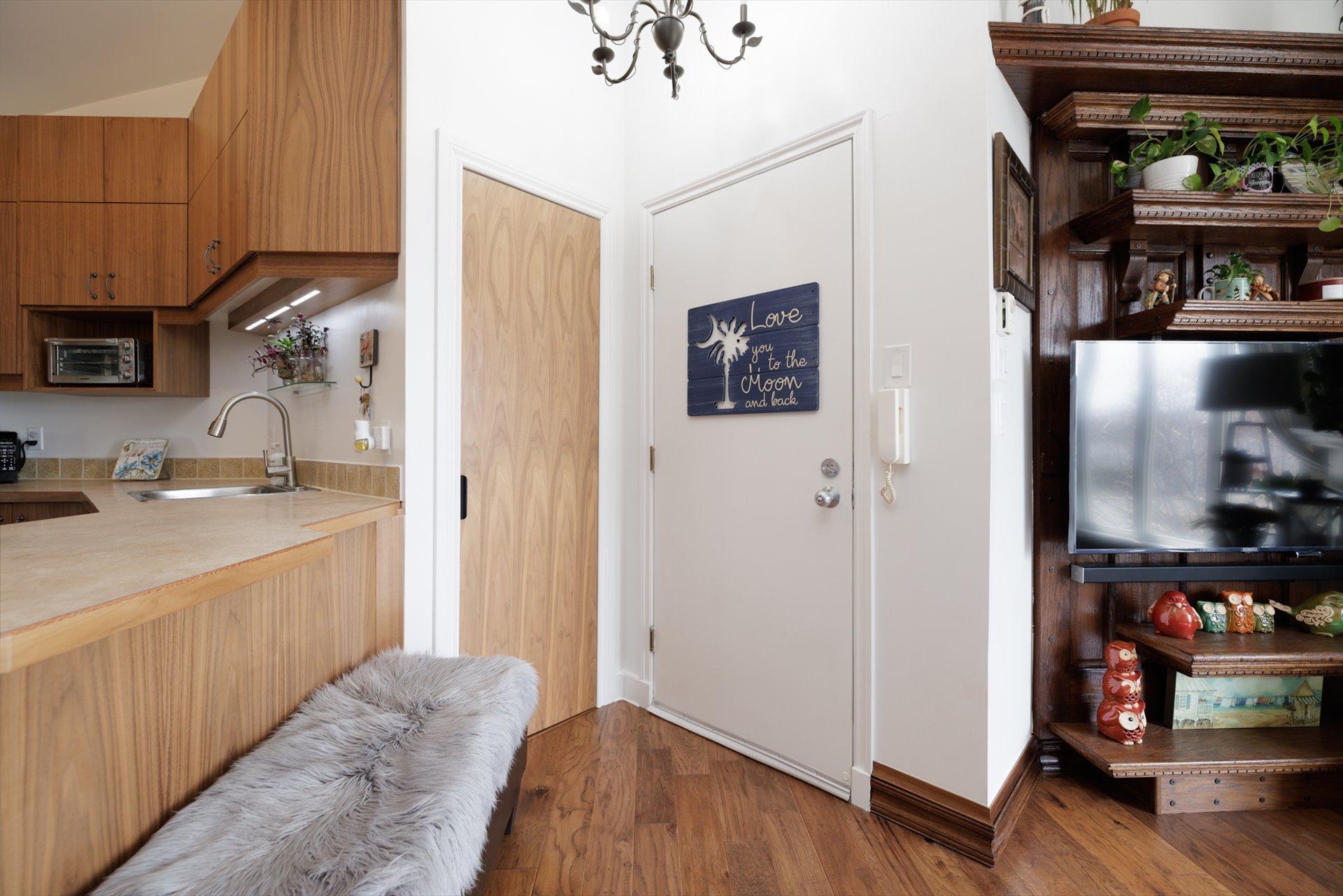 









14595


Rue Sherbrooke E.

, 302,
Montréal (Rivière-des-Prairies/Pointe-aux-Trembles),




QC
H1A5N8

