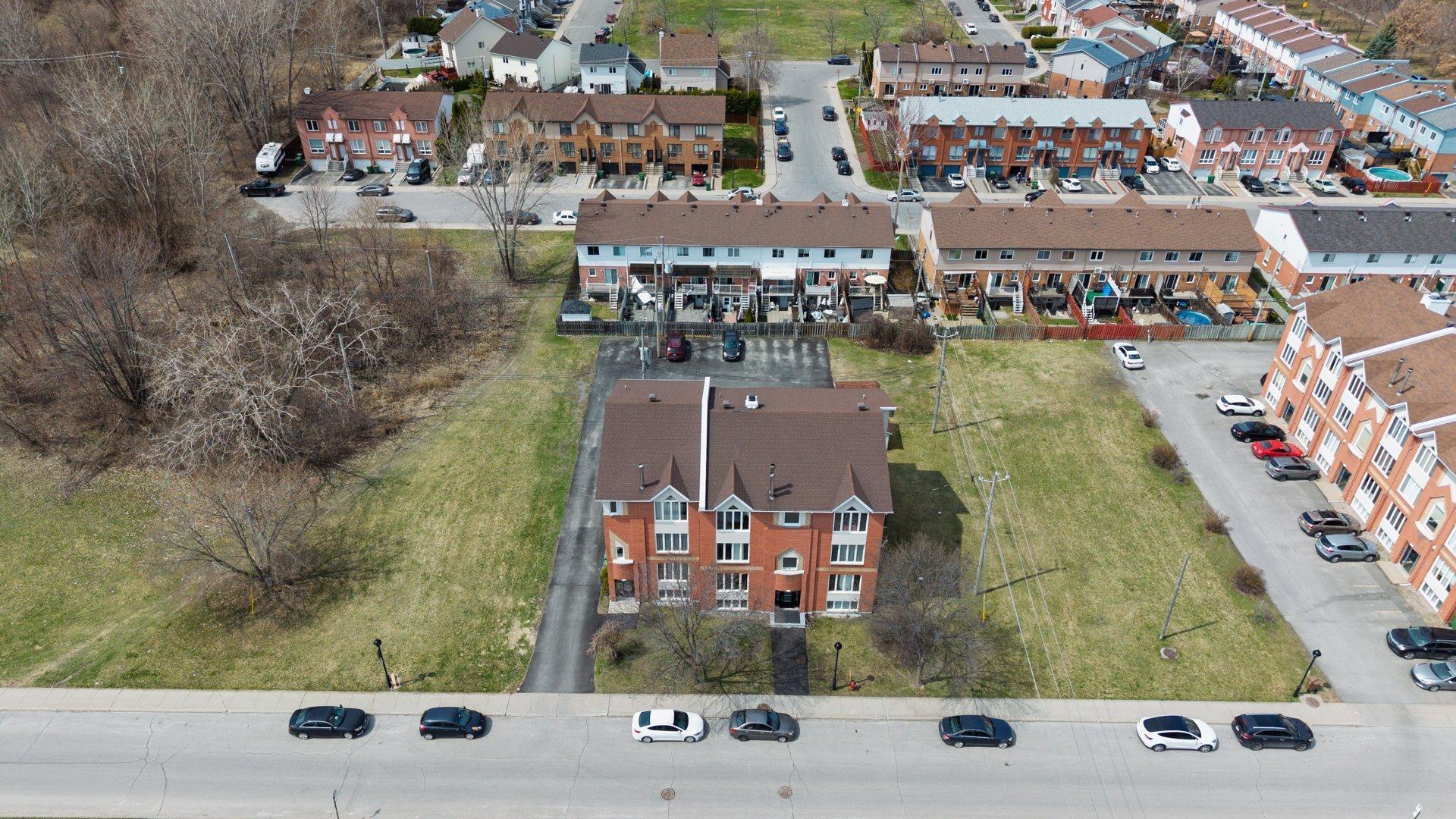 









14595


Rue Sherbrooke E.

, 302,
Montréal (Rivière-des-Prairies/Pointe-aux-Trembles),




QC
H1A5N8


