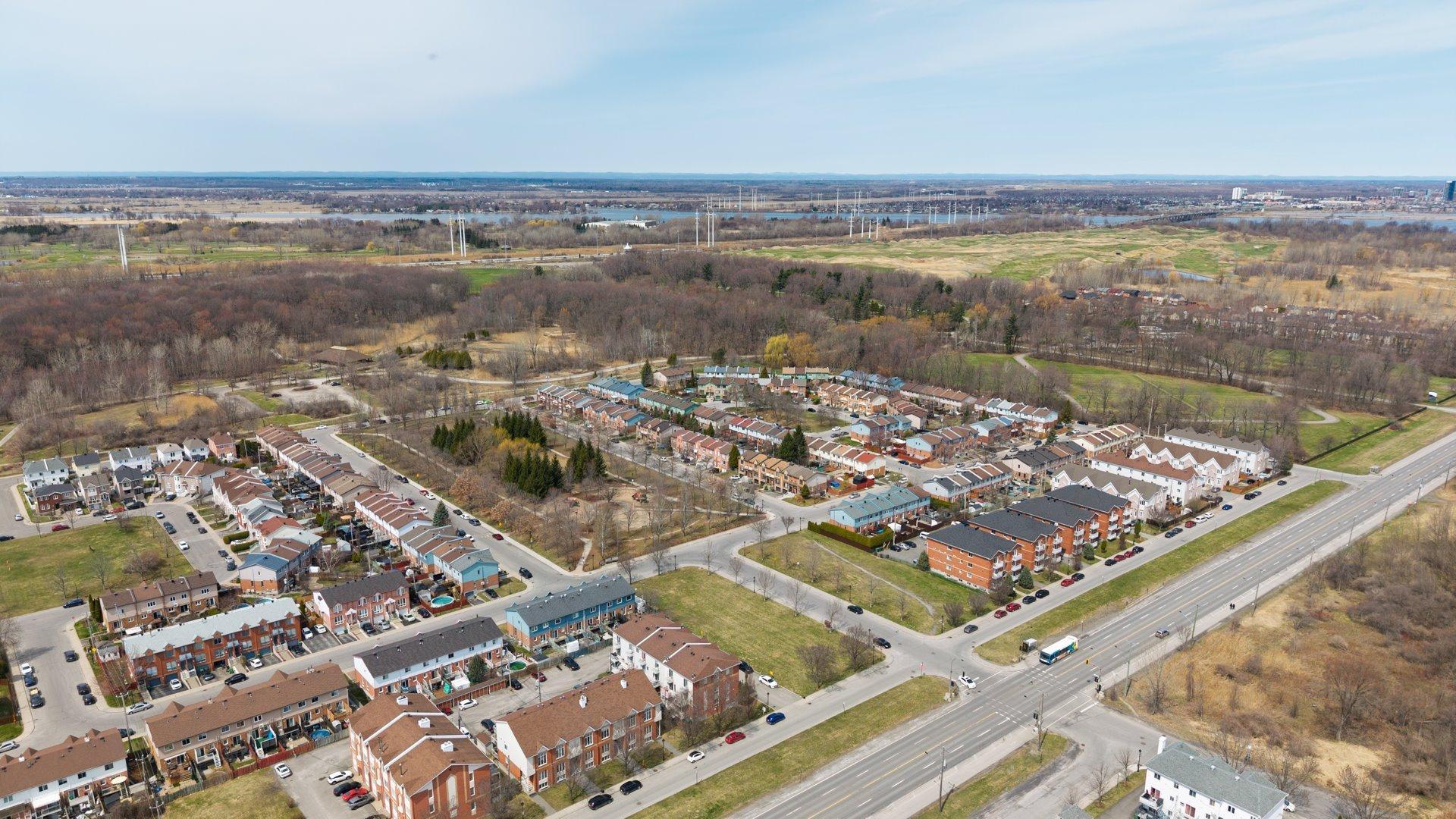 









14595


Rue Sherbrooke E.

, 302,
Montréal (Rivière-des-Prairies/Pointe-aux-Trembles),




QC
H1A5N8

