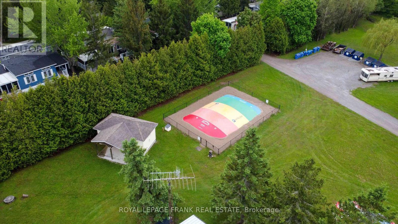 












81 - 2152 COUNTY ROAD 36 ROAD

,
Kawartha Lakes (Verulam),




Ontario
K0M1L0

