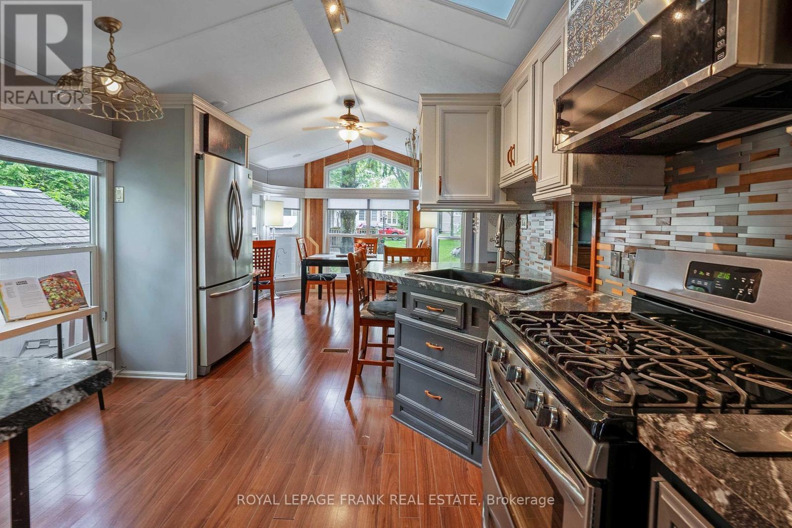 












81 - 2152 COUNTY ROAD 36 ROAD

,
Kawartha Lakes (Verulam),




Ontario
K0M1L0


