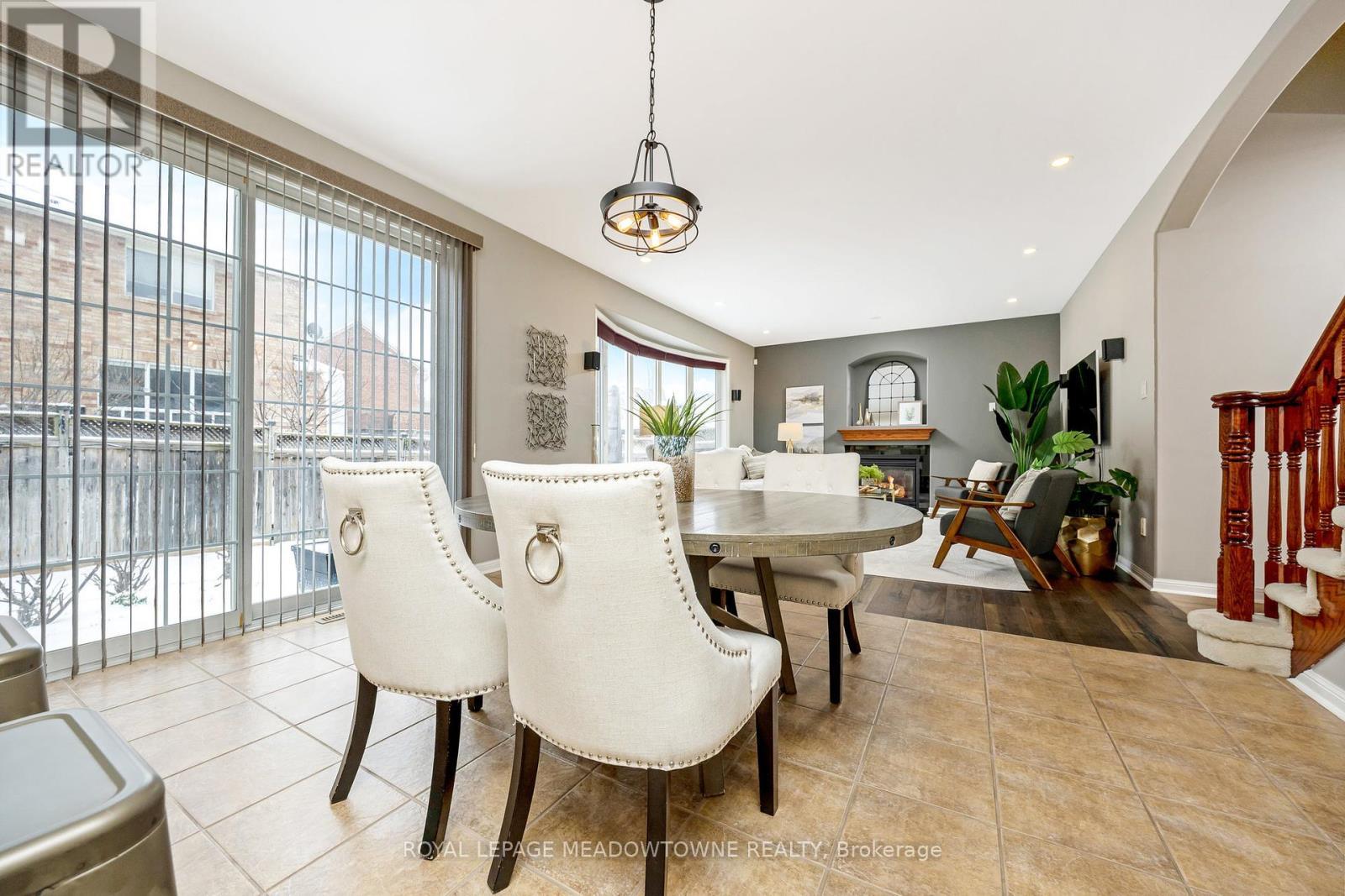 












1414 HEARST BOULEVARD

,
Milton,




Ontario
L9T6M6

