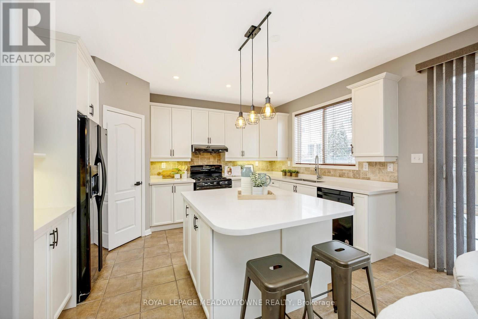












1414 HEARST BOULEVARD

,
Milton,




Ontario
L9T6M6

