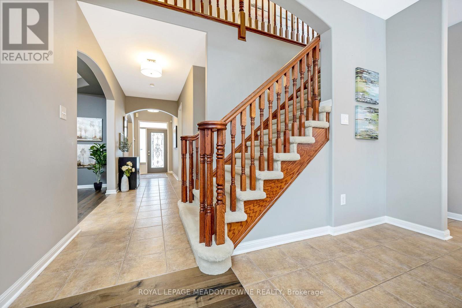












1414 HEARST BOULEVARD

,
Milton,




Ontario
L9T6M6

