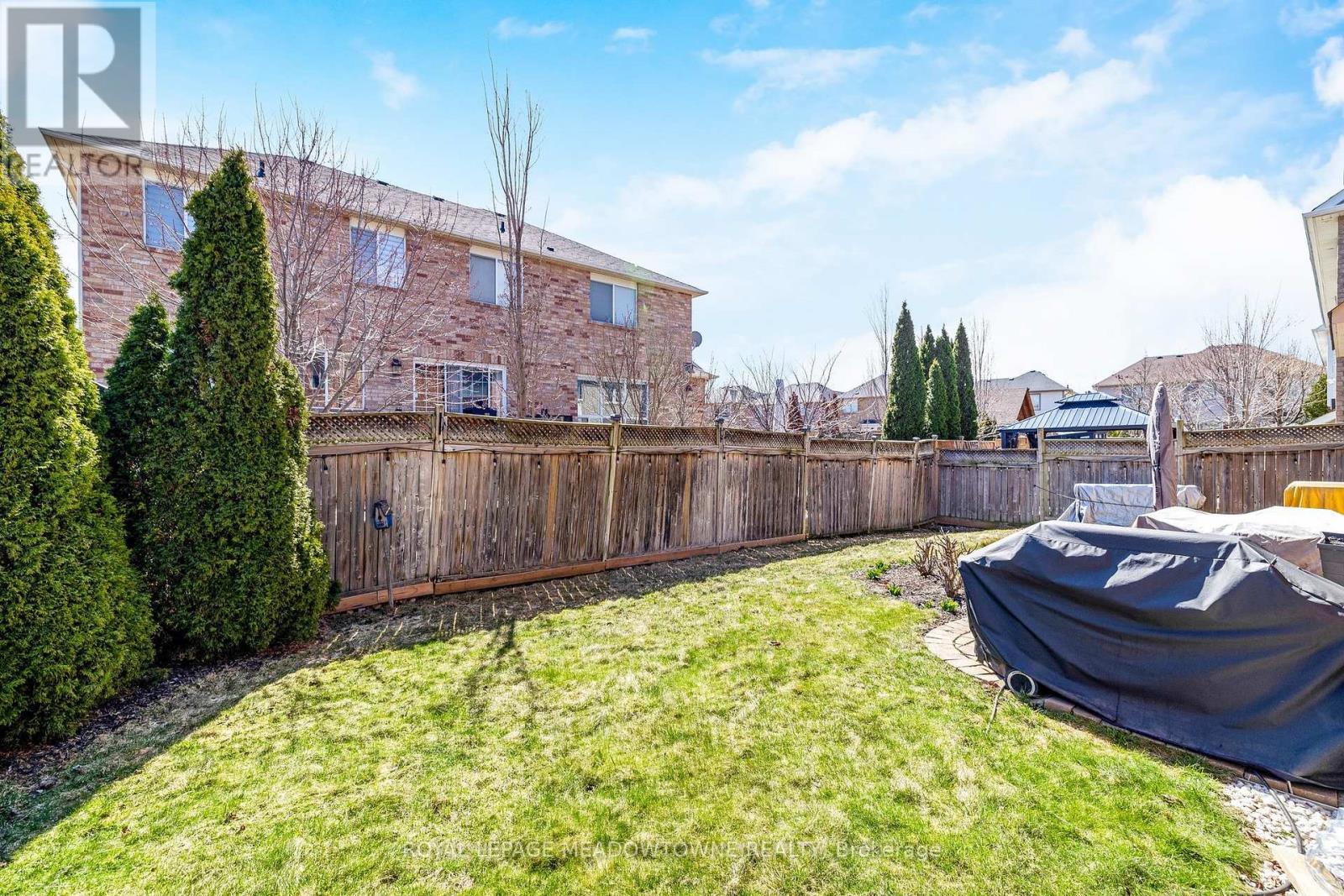 












1414 HEARST BOULEVARD

,
Milton,




Ontario
L9T6M6

