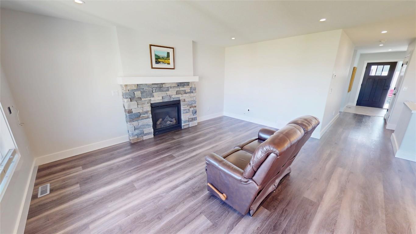 









350


Legacy Lookout

,
Cranbrook,




BC
V1C 0E4

