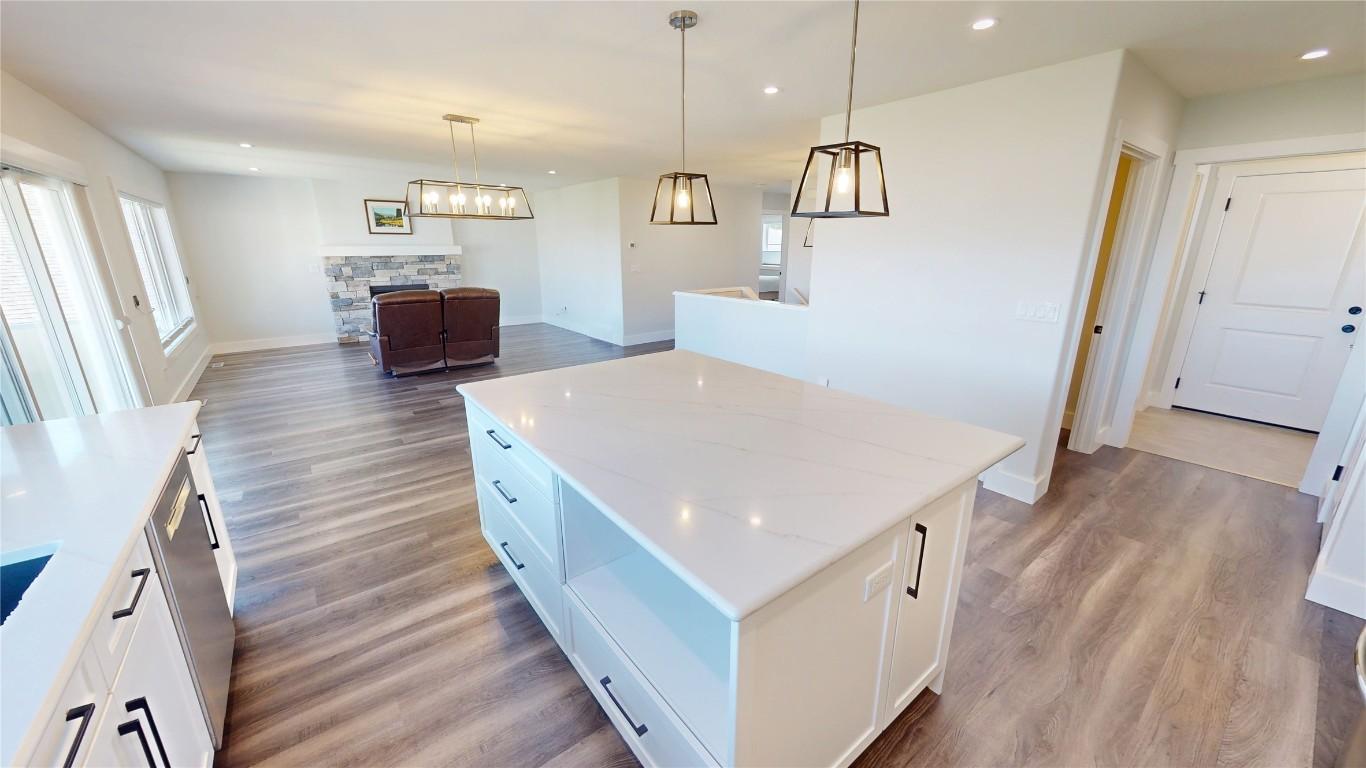









350


Legacy Lookout

,
Cranbrook,




BC
V1C 0E4

