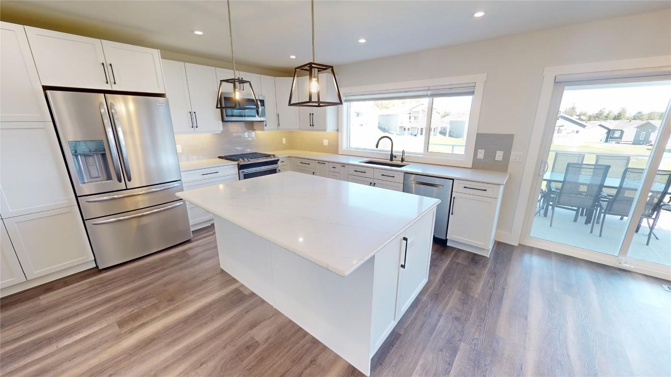 









350


Legacy Lookout

,
Cranbrook,




BC
V1C 0E4

