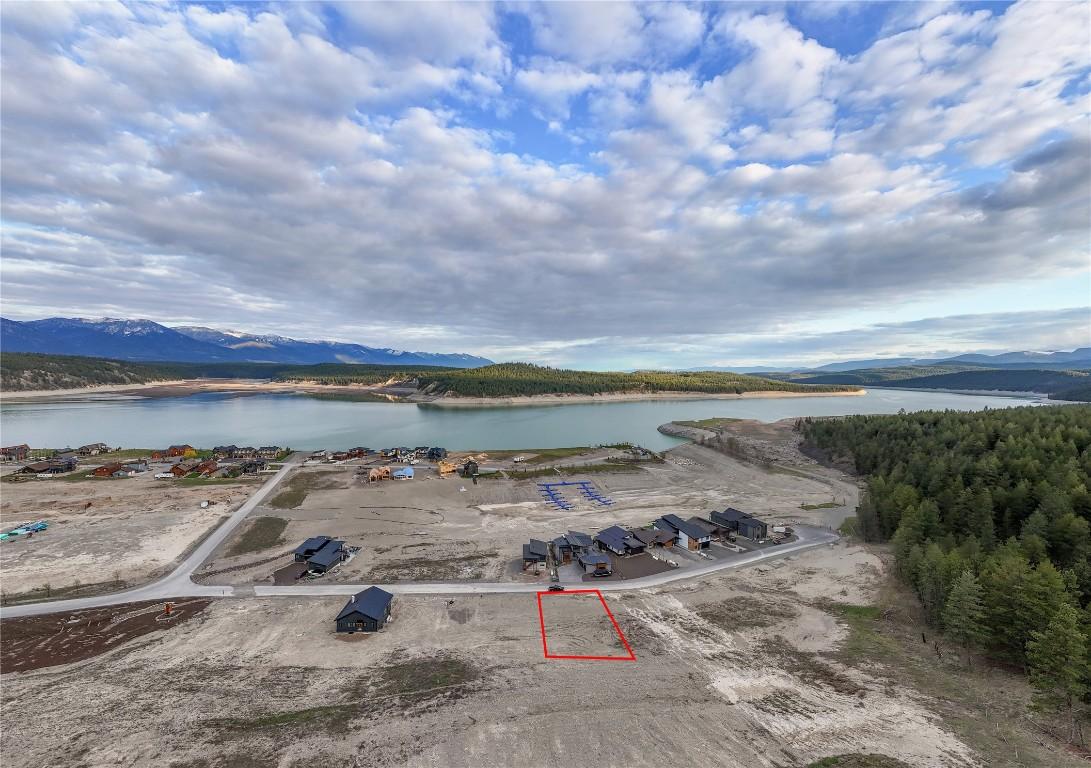 









Lot 17


MARCER

Drive,
Lake Koocanusa,







BC
V0B 1T5

