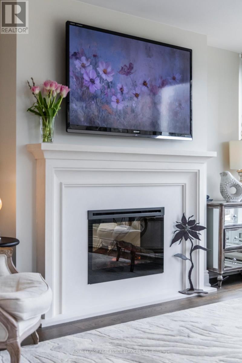 












309 - 1 PALACE PIER COURT

,
Toronto,




Ontario
M8V3W9

