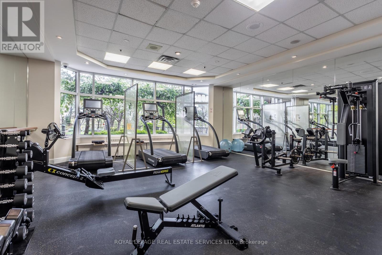 












309 - 1 PALACE PIER COURT

,
Toronto,




Ontario
M8V3W9

