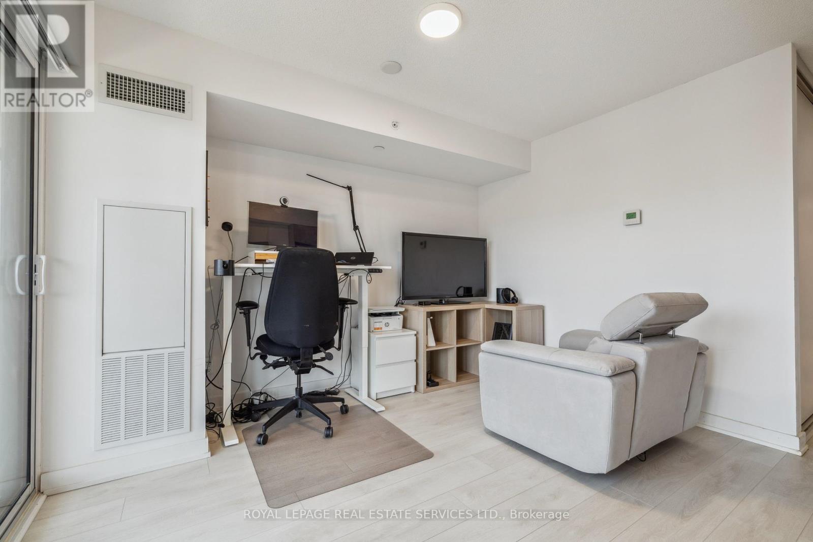 












B429 - 1119 COOKE BOULEVARD

,
Burlington,




Ontario
L7T0C7

