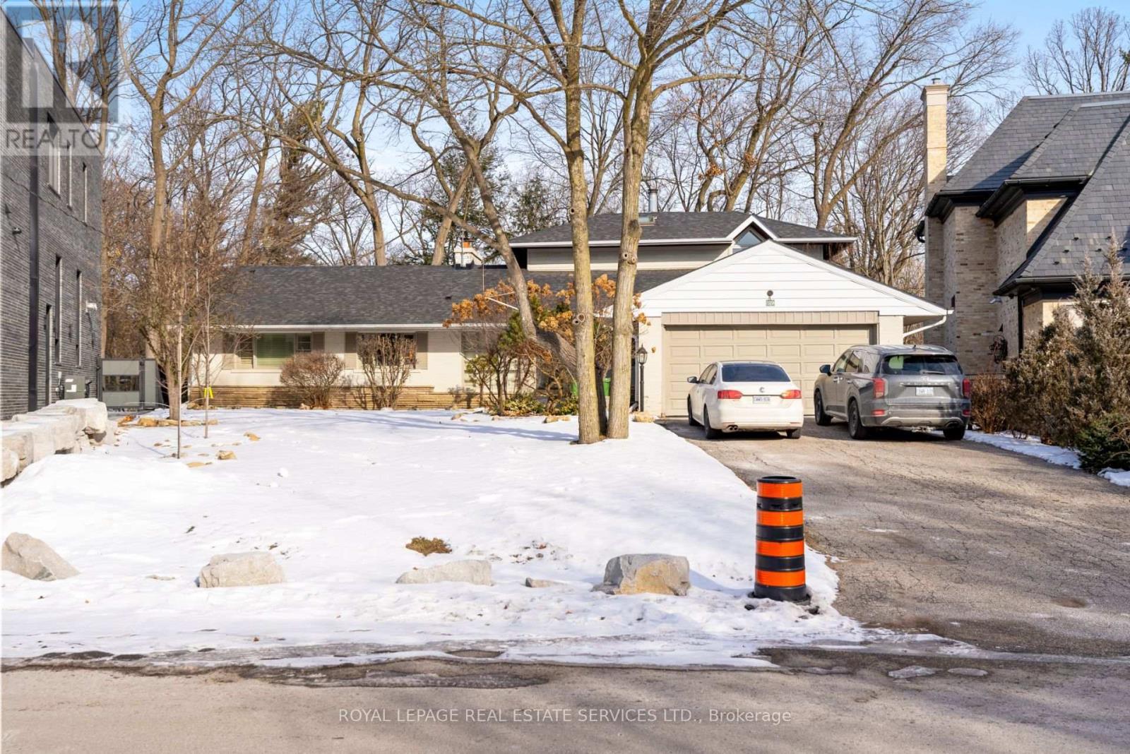 












89 VALECREST DRIVE

,
Toronto,




Ontario
M9A4P5

