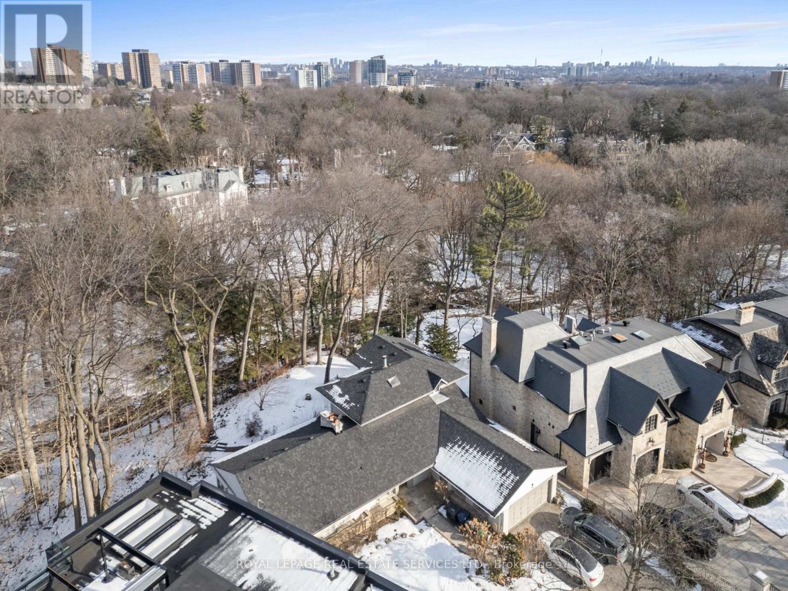 












89 VALECREST DRIVE

,
Toronto,




Ontario
M9A4P5


