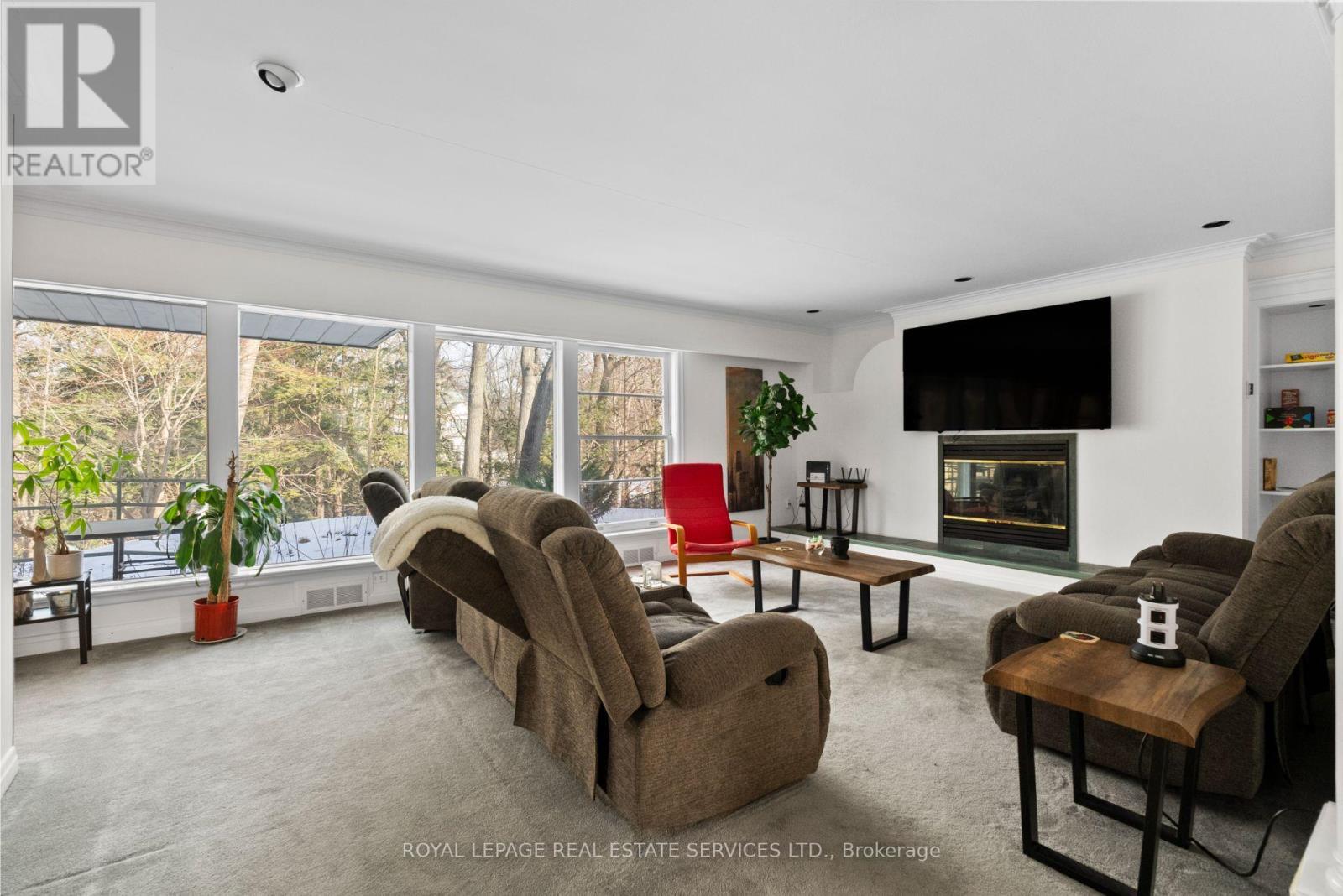 












89 VALECREST DRIVE

,
Toronto,




Ontario
M9A4P5

