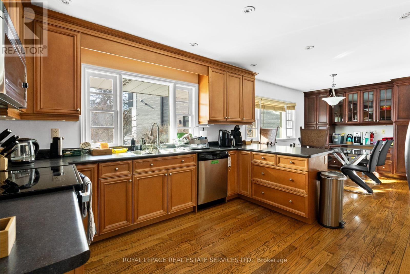 












89 VALECREST DRIVE

,
Toronto,




Ontario
M9A4P5

